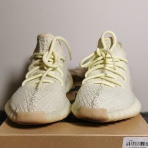 Adidas Yeezy Boost 350 V2 Sneakers - Cream